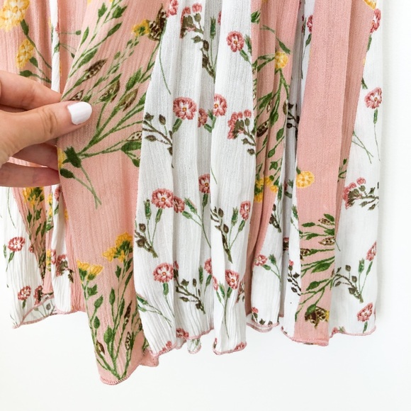 Floral dress - Picture 3 of 10